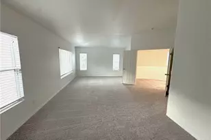 21779 Redwood Canyon Pl, Saugus, CA 91390 - Photo 10