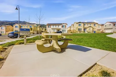 16281 Castello #1, Fontana, CA 92336 - Photo 8