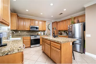 11992 Mesa Linda Street, Victorville, CA 92392 - Photo 18