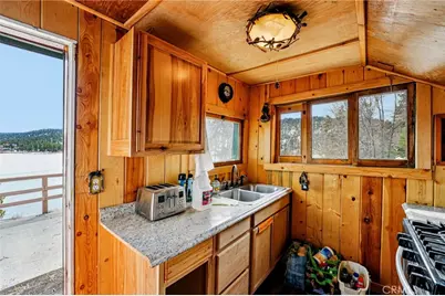 246 Big Bear Trail, Big Bear Lake, CA 92315 - Photo 10