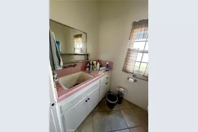 27490 Norwood, Highland, CA 92346 - Photo 18