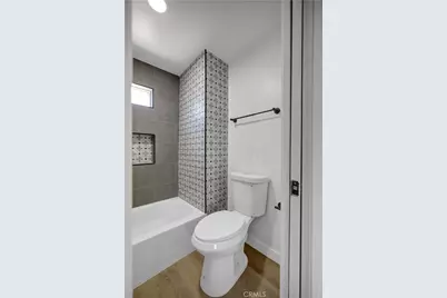 3515 S Norton, Los Angeles, CA 90018 - Photo 36