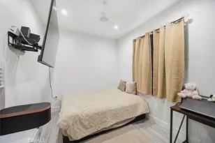 151 E 69th, Los Angeles, CA 90003 - Photo 12