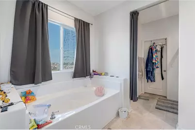 16348 Hamilton Court, Victorville, CA 92394 - Photo 28