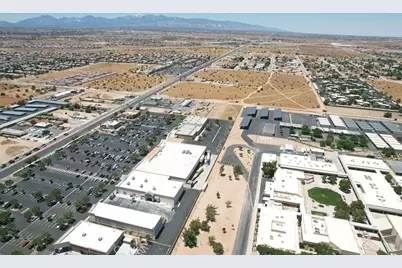 25 Tamarisk Avenue, Hesperia, CA 92345 - Photo 12