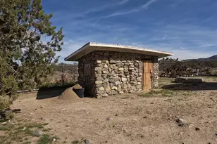 30000 Buchannon Ranch Rd, Llano, CA 93544 - Photo 24