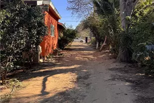 6085 Bain, Jurupa Valley, CA 91752 - Photo 4