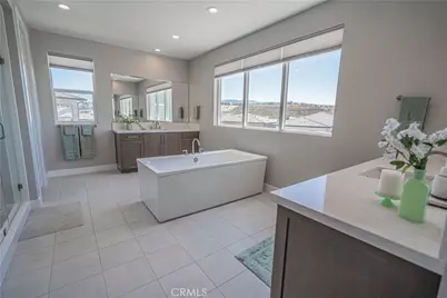 27871 Screenplay Place, Valencia, CA 91381 - Photo 40