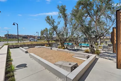 364 Castaic Way, Rialto, CA 92377 - Photo 54