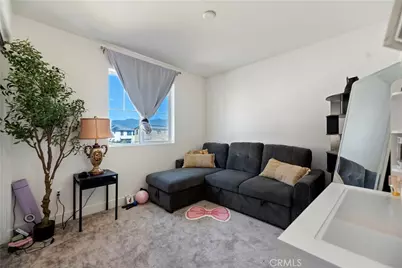 364 Castaic Way, Rialto, CA 92377 - Photo 18