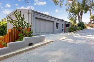 1620 Ina Dr, Glendale, CA 91206 - Photo 40