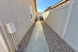 1334 Clover, Beaumont, CA 92223 - Photo 32