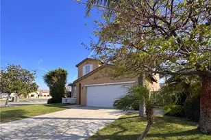 15593 Faith St, Fontana, CA 92336 - Photo 2