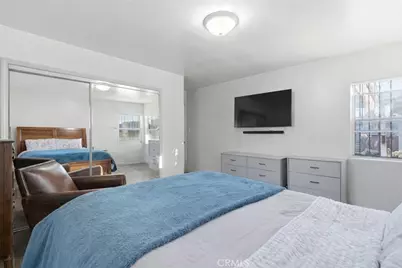 10731 Wright Road, South Gate, CA 90280 - Photo 18