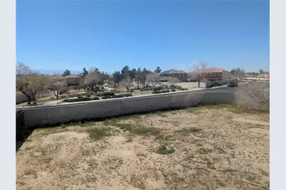 14285 Honeyhill Street, Victorville, CA 92394 - Photo 24