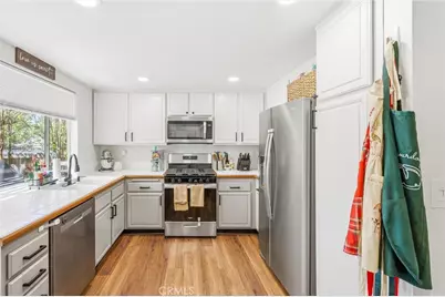 1720 Kingston, Redlands, CA 92374 - Photo 4