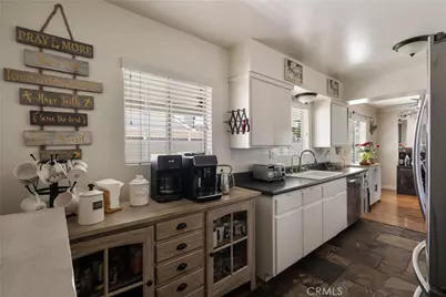 934 Lorna, Corona, CA 92882 - Photo 12