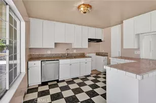 214 W Locust St, Ontario, CA 91762 - Photo 14