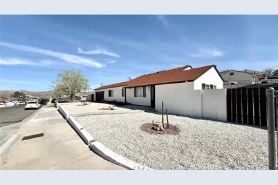 821 Caliente, Barstow, CA 92311 - Photo 2