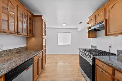 1494 Blythe, Highland, CA 92346 - Photo 14