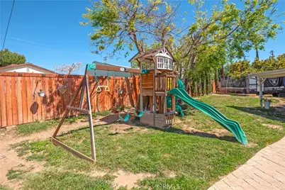 6984 Bradford, Highland, CA 92346 - Photo 34