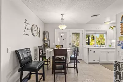 13659 Dogwood Trail, Yucaipa, CA 92399 - Photo 6