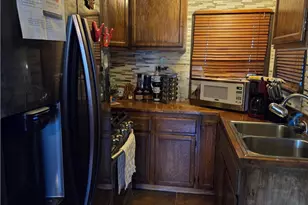 23553 Lake Dr, Crestline, CA 92325 - Photo 14