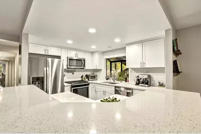 909 Lotus Circle, San Dimas, CA 91773 - Photo 12