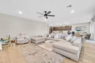 2667 Emerald Bay, Rialto, CA 92377 - Photo 12