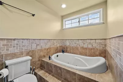 328 N Alta Vista, Monrovia, CA 91016 - Photo 18