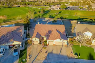 11002 Dandelion Ln, Apple Valley, CA 92308 - Photo 4