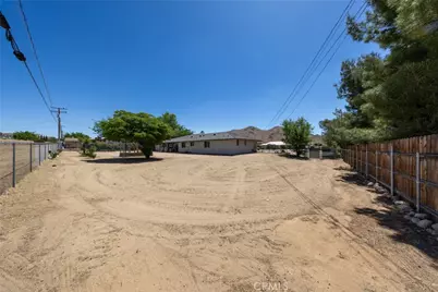 19388 Corwin, Apple Valley, CA 92307 - Photo 34