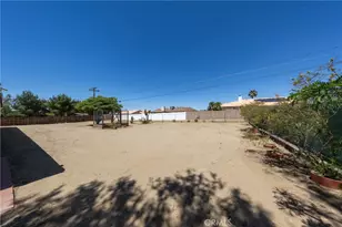 19388 Corwin, Apple Valley, CA 92307 - Photo 34