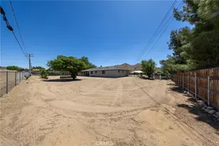 19388 Corwin, Apple Valley, CA 92307 - Photo 32