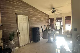 11890 10th, Hesperia, CA 92345 - Photo 2