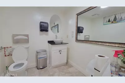 3970 N Sierra Way #B, San Bernardino, CA 92405 - Photo 12