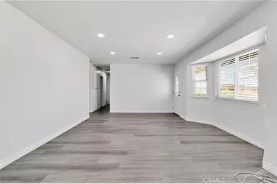 15315 Little Beaver, Victorville, CA 92395 - Photo 10