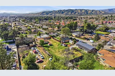 12055 Douglas, Yucaipa, CA 92399 - Photo 34