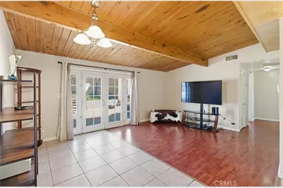 12055 Douglas, Yucaipa, CA 92399 - Photo 10