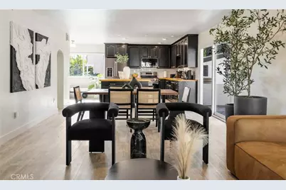 23413 Oxnard Street, Woodland Hills, CA 91367 - Photo 10