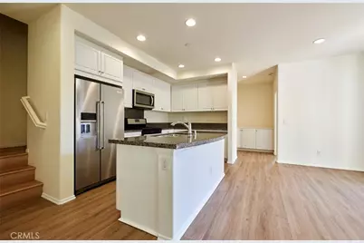 123 Macintosh, Upland, CA 91786 - Photo 2