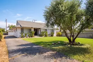978 W Grovecenter, Covina, CA 91722 - Photo 2