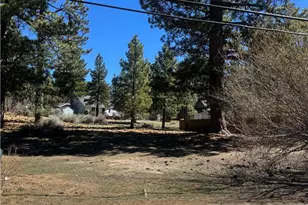 351 Edgemoor, Big Bear Lake, CA 92315 - Photo 1