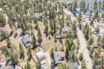 351 Edgemoor, Big Bear Lake, CA 92315 - Photo 12