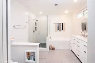 13744 Bessemer St, Valley Glen, CA 91401 - Photo 16