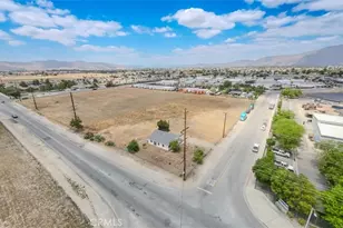 1011 W 7th St, San Jacinto, CA 92582 - Photo 4