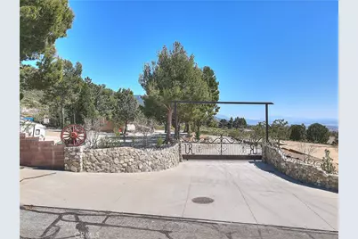 575 Greenwood Avenue, San Bernardino, CA 92407 - Photo 1