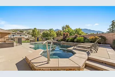 10367 Walnut Grove Court, Yucaipa, CA 92399 - Photo 32