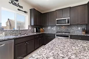 11347 Quail Hollow St, Victorville, CA 92392 - Photo 14