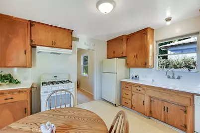 617 N Vista Bonita Avenue, Glendora, CA 91741 - Photo 22